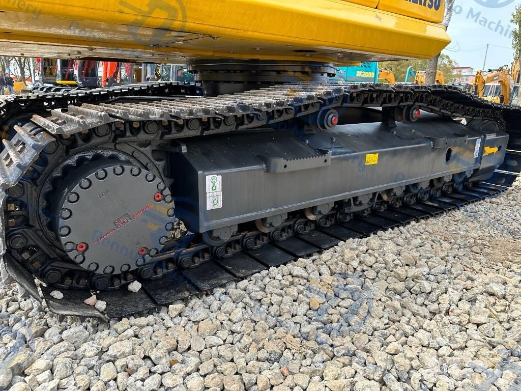 Komatsu PC 220-8 Paletli ekskavatörler