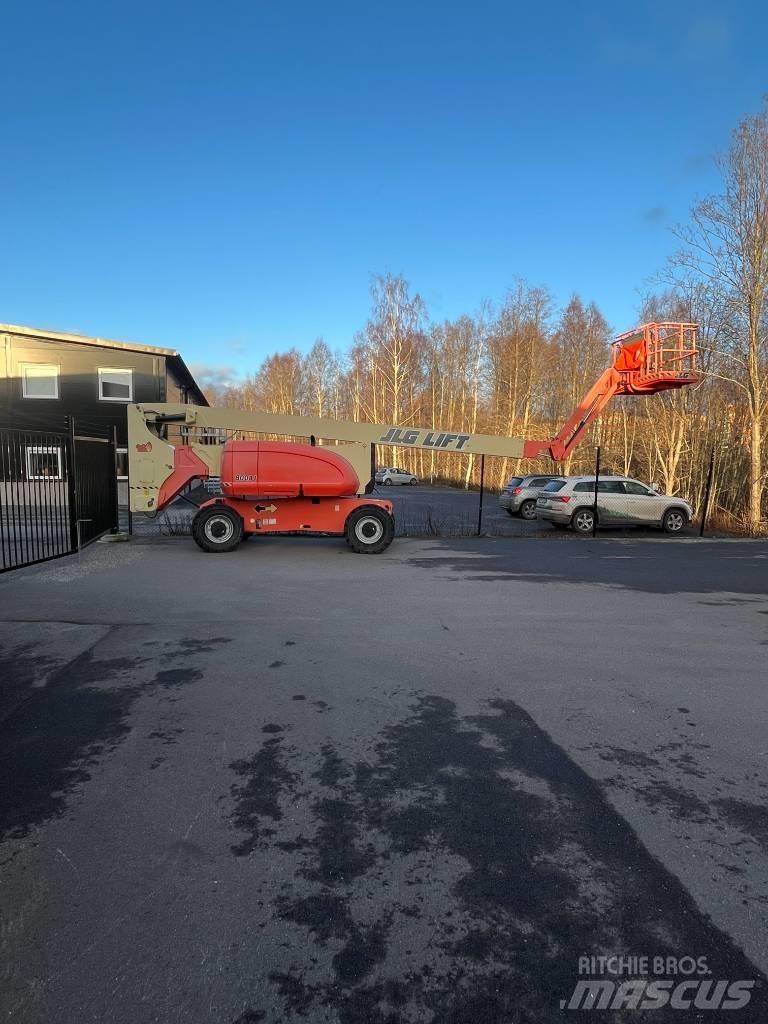 JLG 800 AJ Körüklü personel platformları