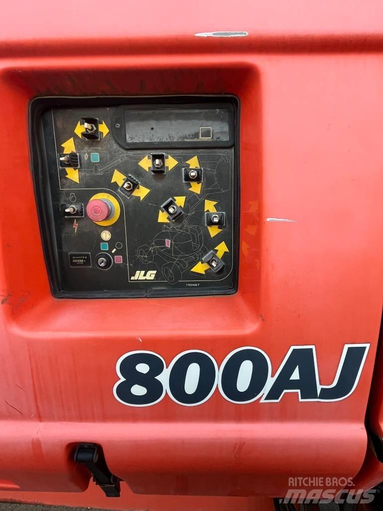JLG 800 AJ Körüklü personel platformları