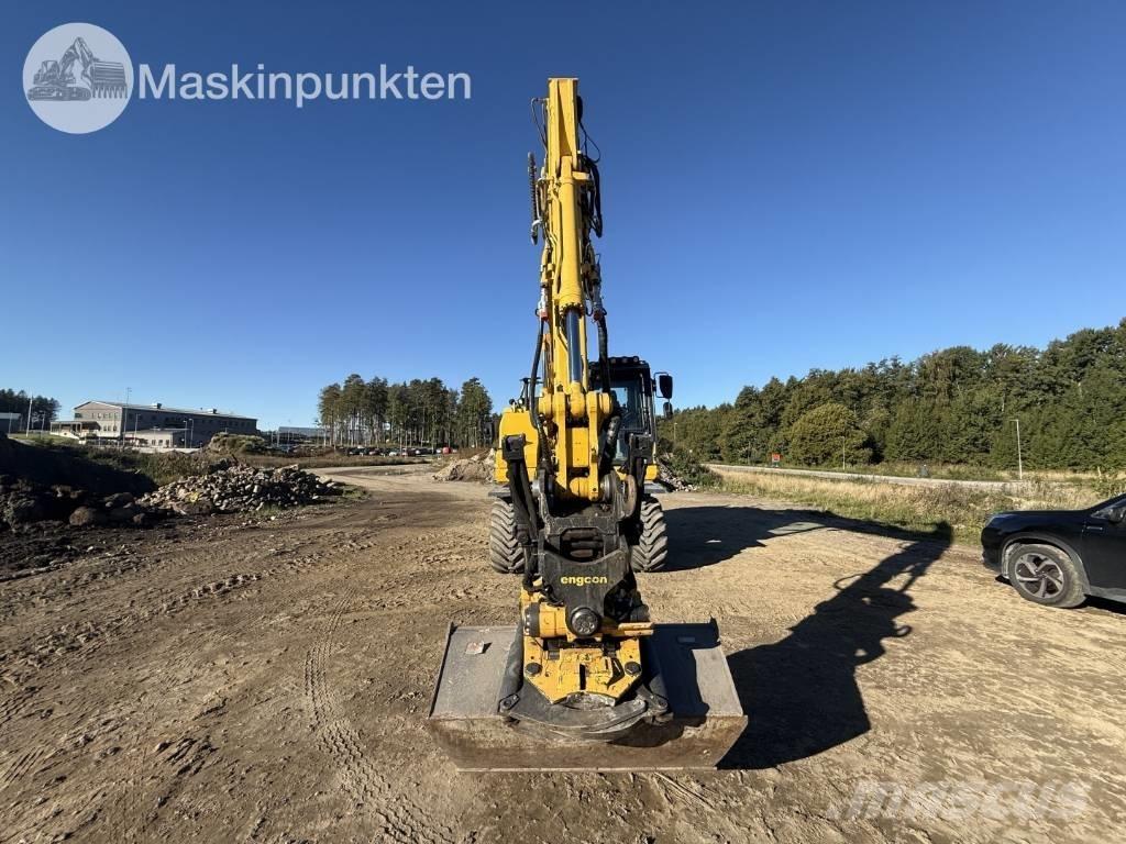 Komatsu PW 160 Lastik tekerli ekskavatörler