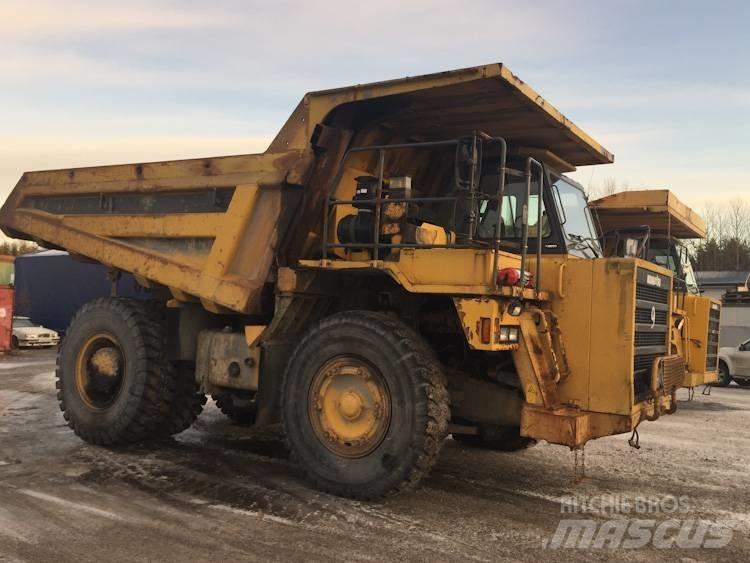 Komatsu HD405-6 Yol disi kaya kamyonu