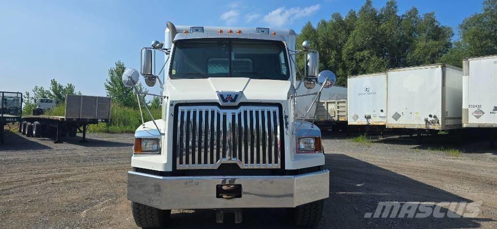 Western Star 4700 SB Çekiciler