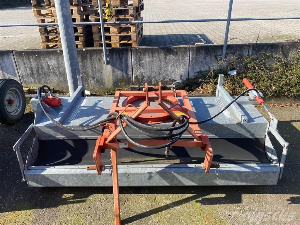 Briri SH 215 Cadde süpürücüler