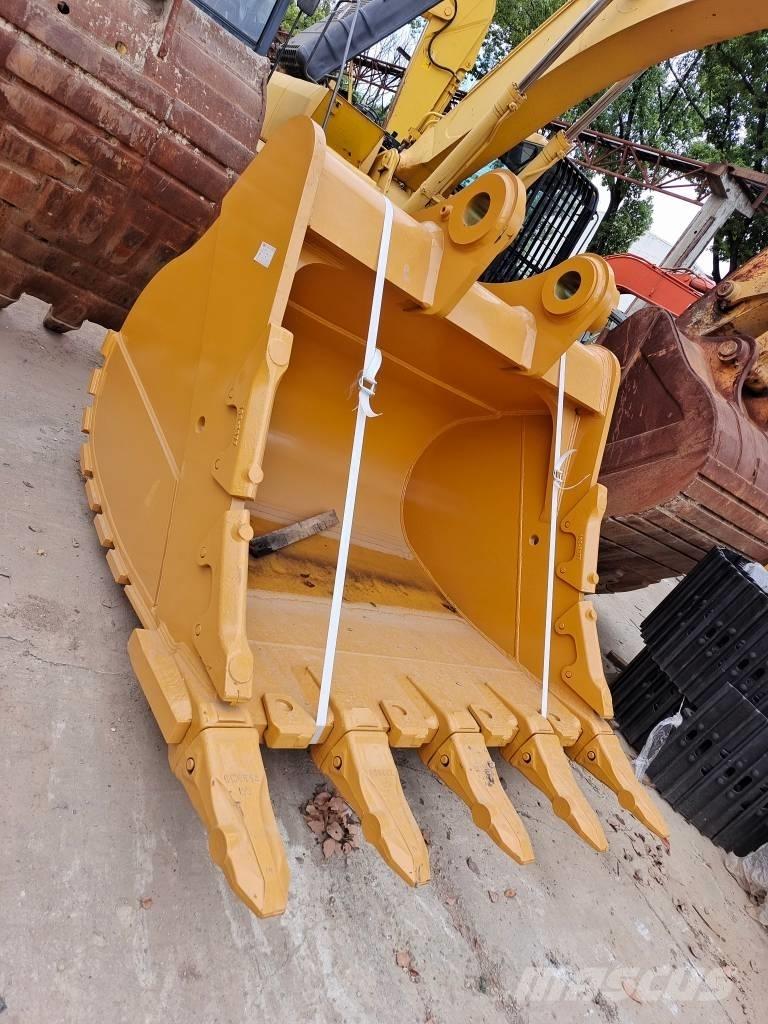 Komatsu PC 200-8N1 Paletli ekskavatörler