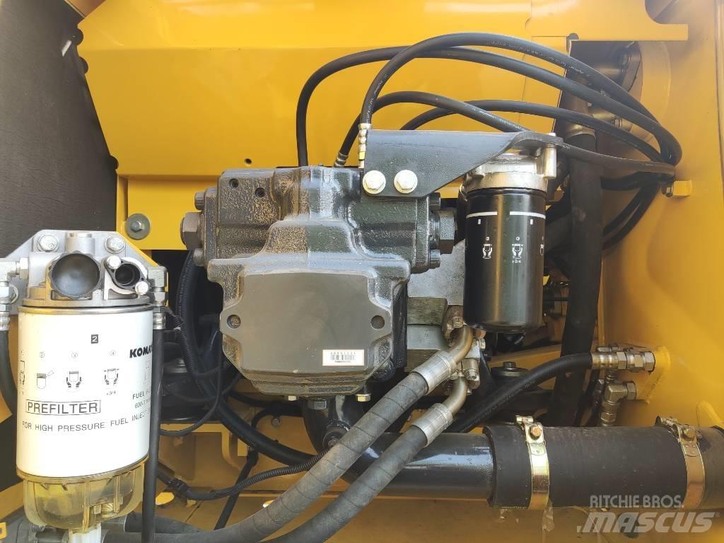 Komatsu PC 200-8 Paletli ekskavatörler