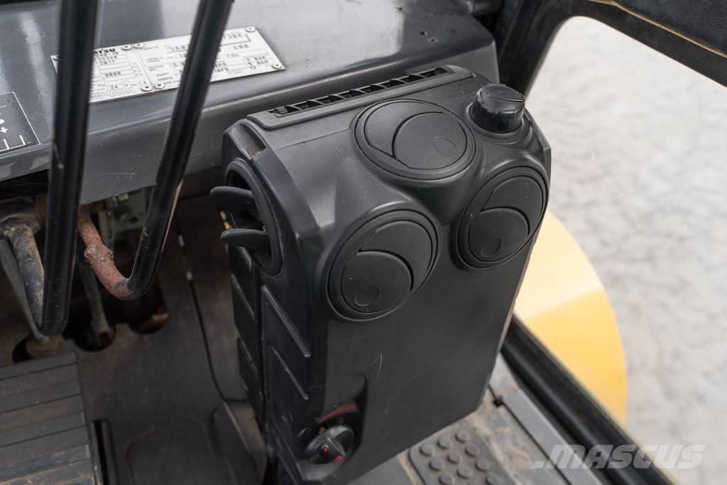 Komatsu FD 80-10 Dizel forkliftler