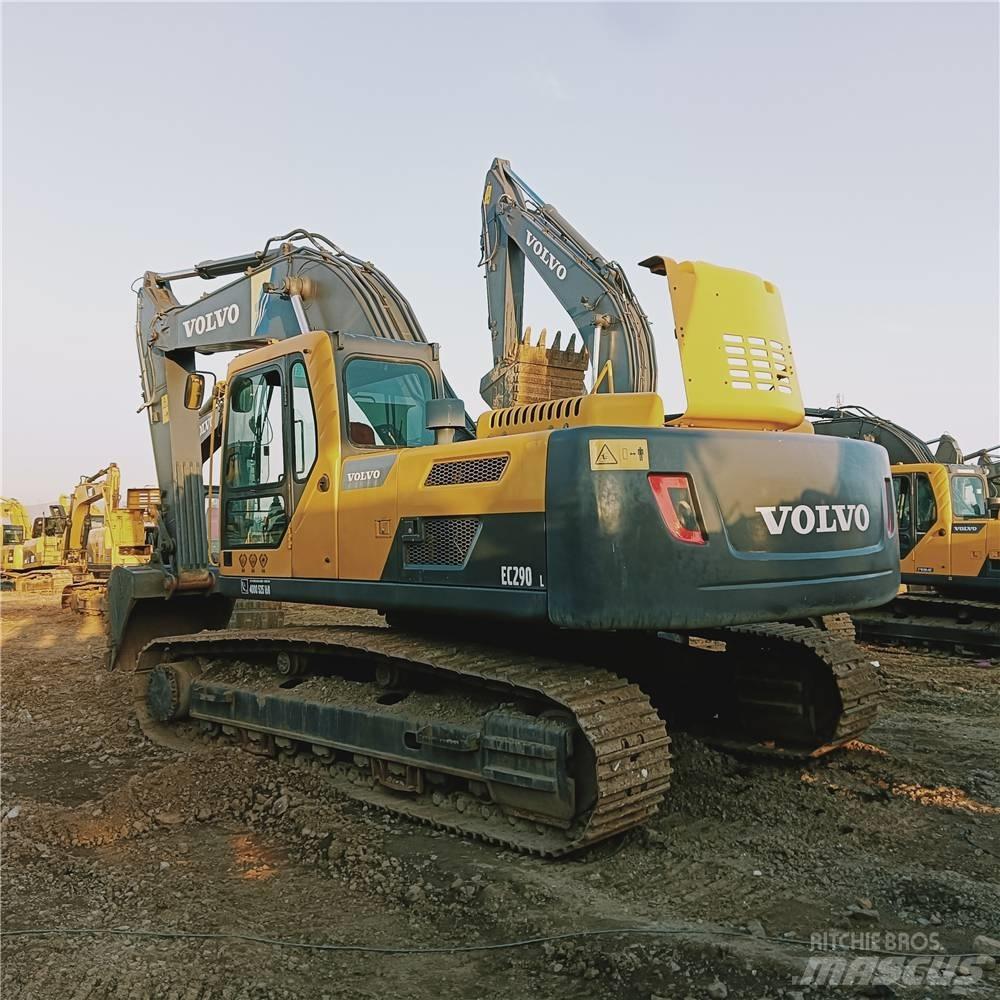 Volvo EC 290 B LC Paletli ekskavatörler