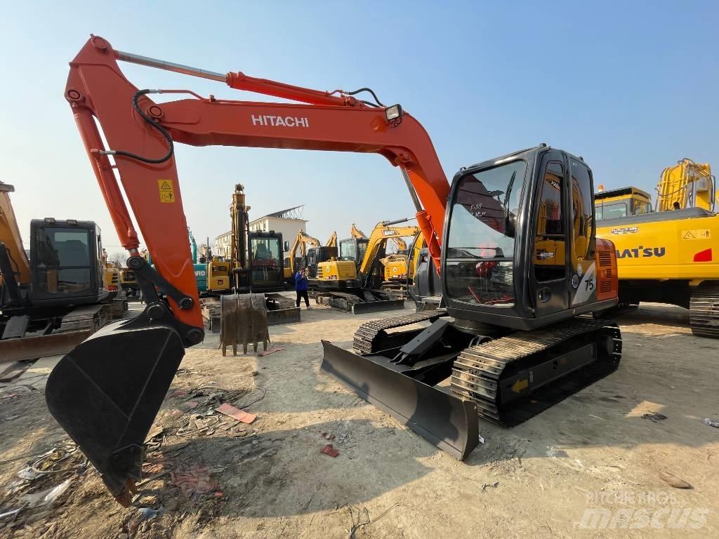 Hitachi ZX 75 Paletli ekskavatörler