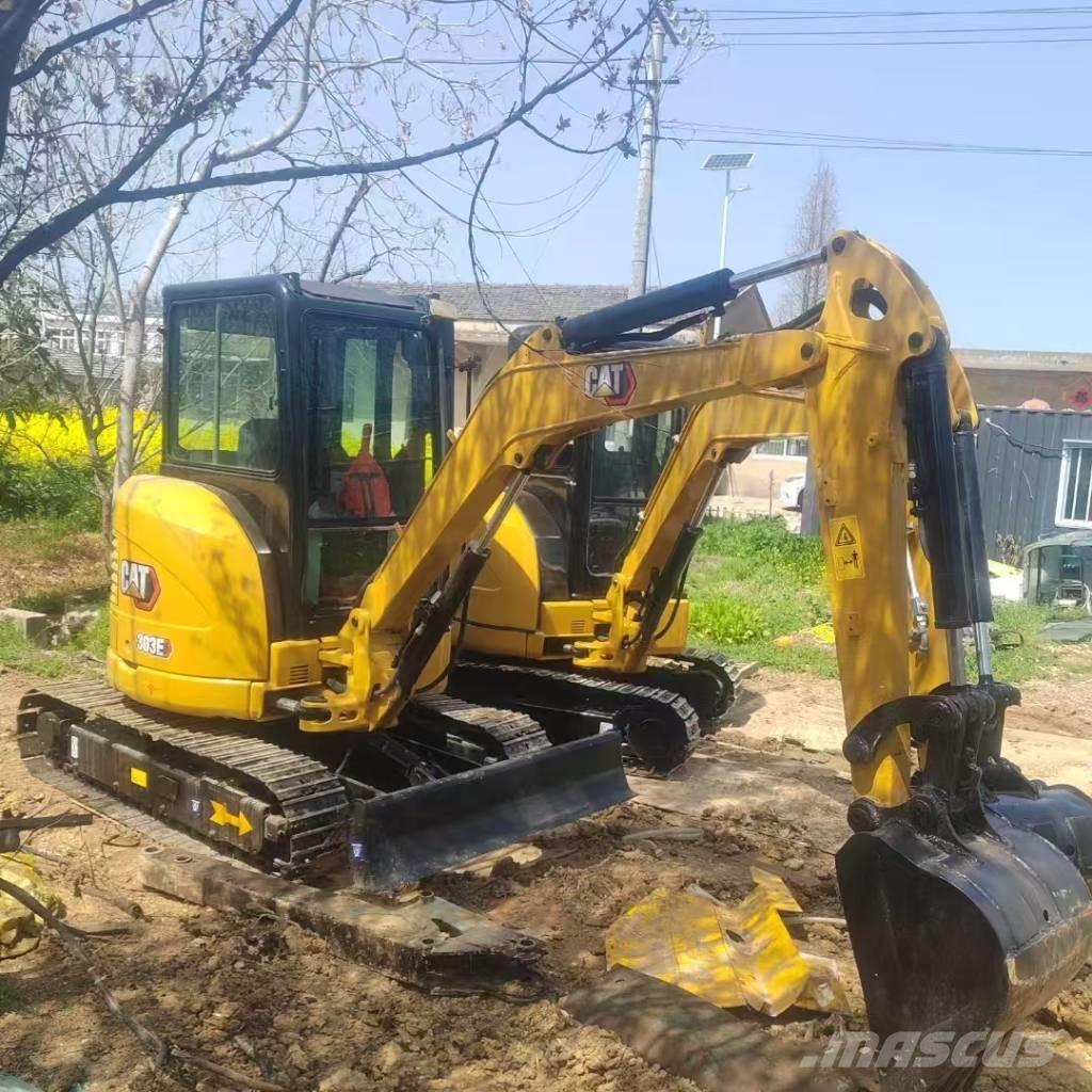 CAT 303 E Paletli ekskavatörler