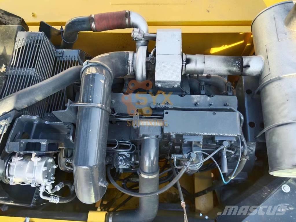 Komatsu PC 300-7 Paletli ekskavatörler