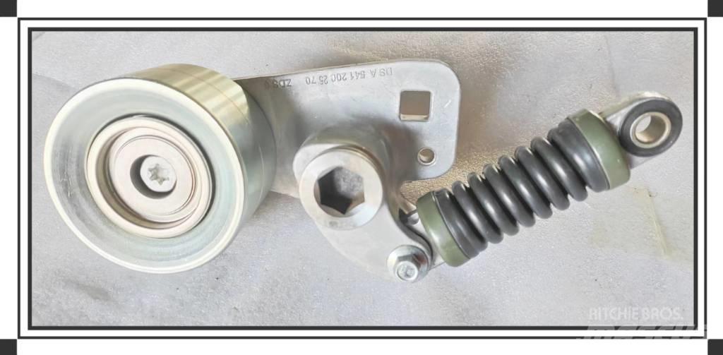 CLAAS Belt tensioner Motorlar