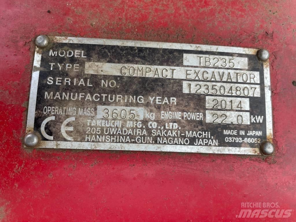 Takeuchi TB 235 Mini ekskavatörler, 7 tona dek