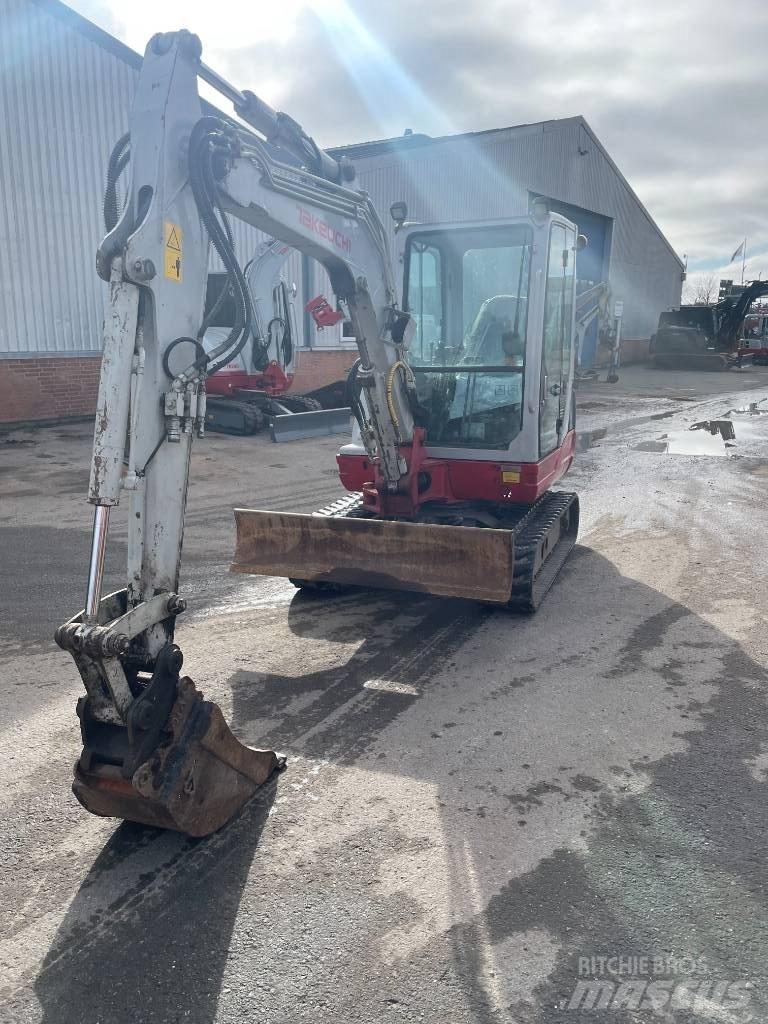 Takeuchi TB 235 Mini ekskavatörler, 7 tona dek