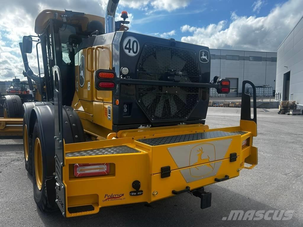 John Deere 672 GP Greyderler