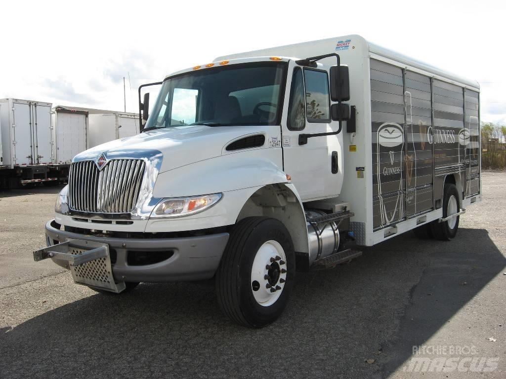 International 4300 İçecek römorkları