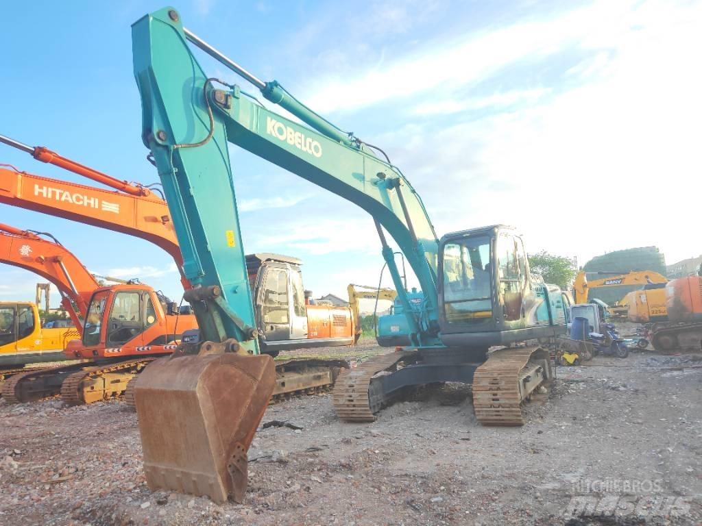 Kobelco SK 200-8 Paletli ekskavatörler