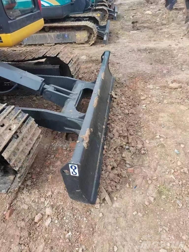 Komatsu PC 60 Paletli ekskavatörler
