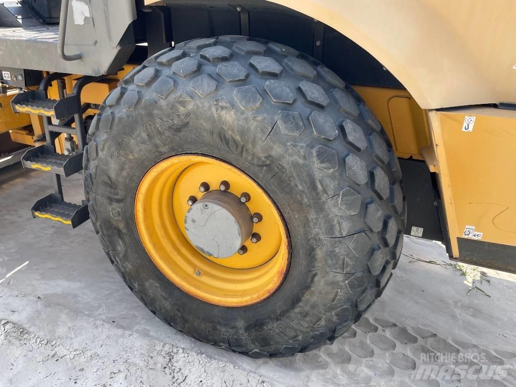 Volvo SD 115 B Tek tamburlu silindirler