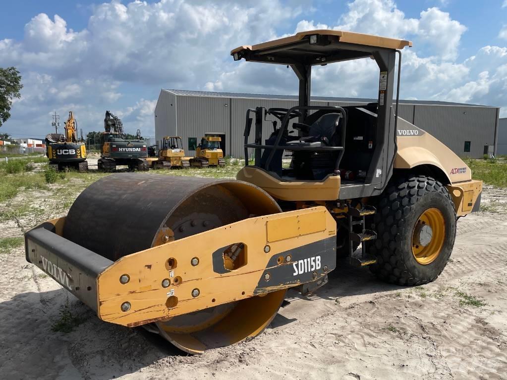 Volvo SD 115 B Tek tamburlu silindirler