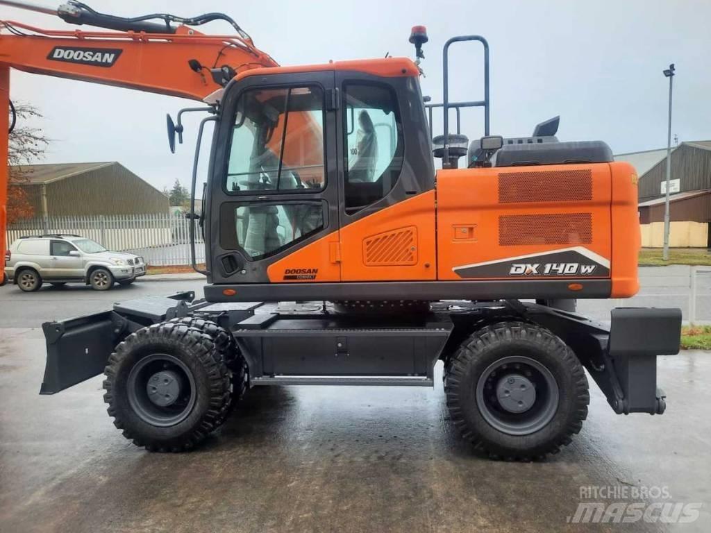 Doosan Dx140W-7 Lastik tekerli ekskavatörler