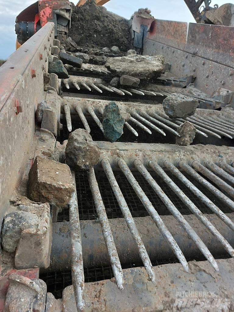 Terex Finlay 883 Gezer eleyiciler