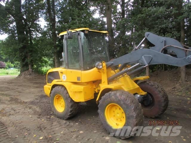 Volvo L 30 Tekerlekli yükleyiciler
