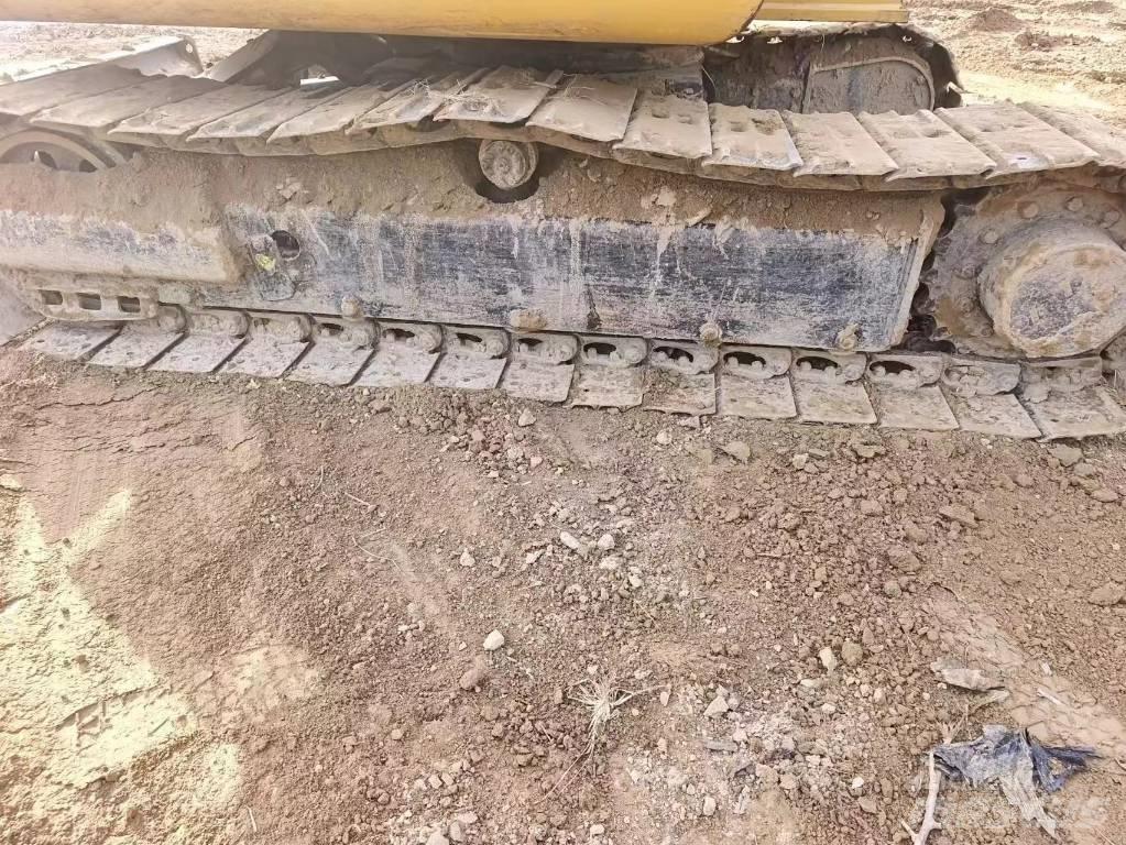 CAT 305.5 E2 Mini ekskavatörler, 7 tona dek