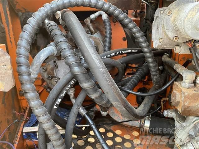 Hitachi EX60-5 Paletli ekskavatörler
