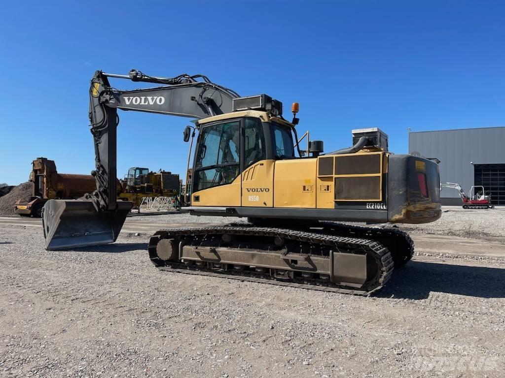 Volvo EC 210 C L Paletli ekskavatörler