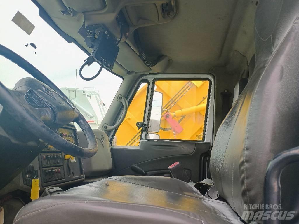 International 7400 Atik kamyonlari