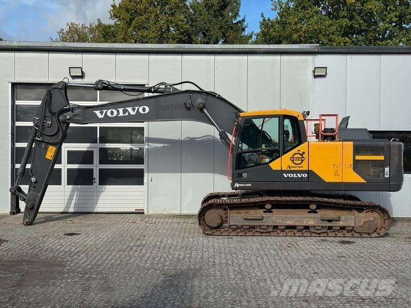 Volvo EC 220 EL Paletli ekskavatörler
