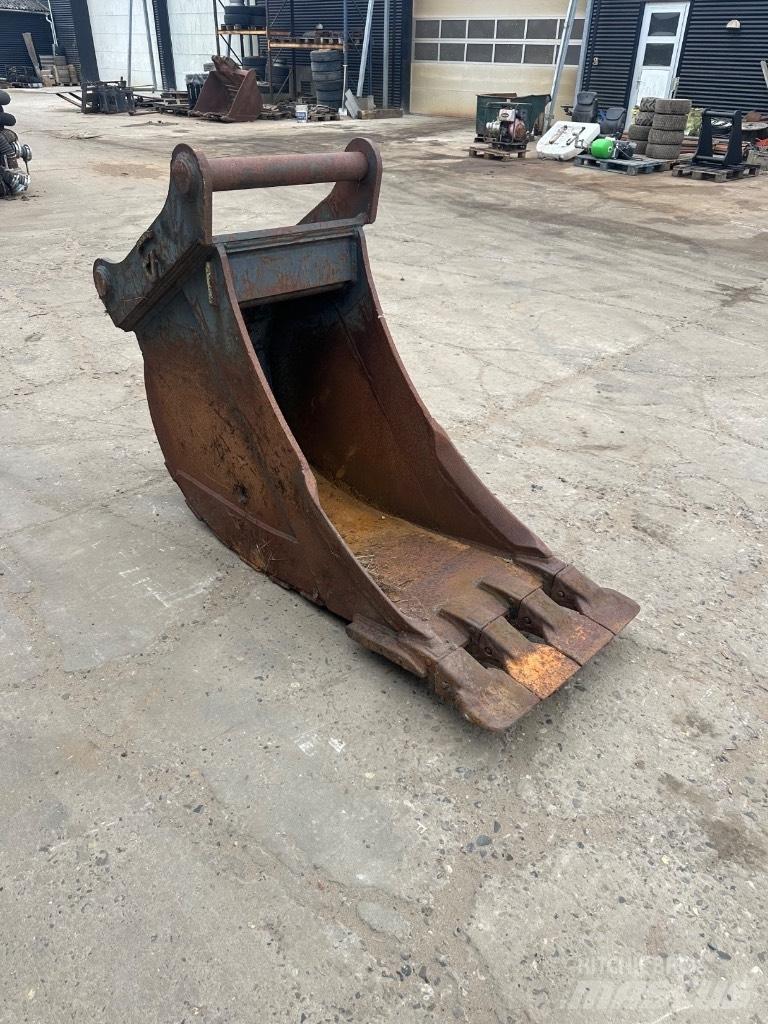  Andet S80 graveskovl Kovalar