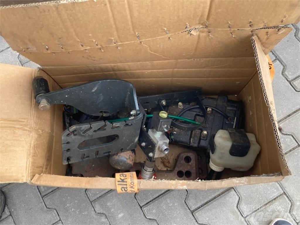 MX T12 Ön yükleyici ve kazicilar