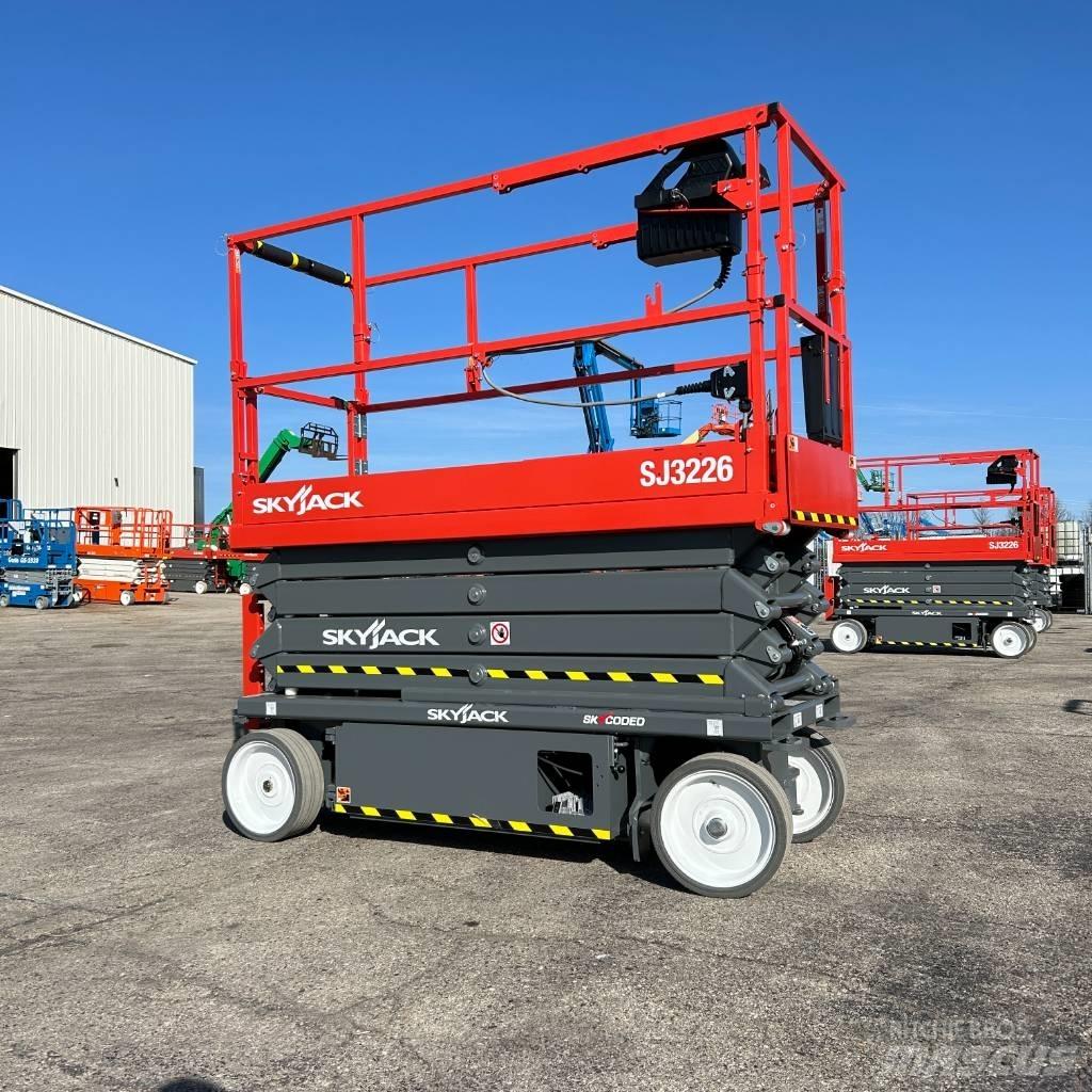 SkyJack SJ 3226 Makasli platformlar