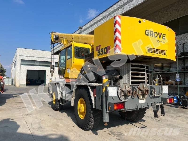 Grove RT550E Arazi Tipi Vinçler (RT)