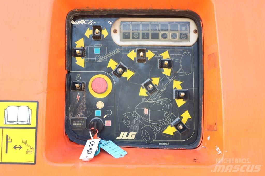 JLG 800AJ Körüklü personel platformları