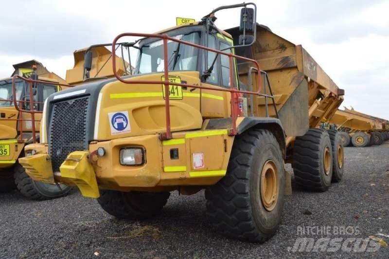 Bell B40D Belden kirma kaya kamyonu