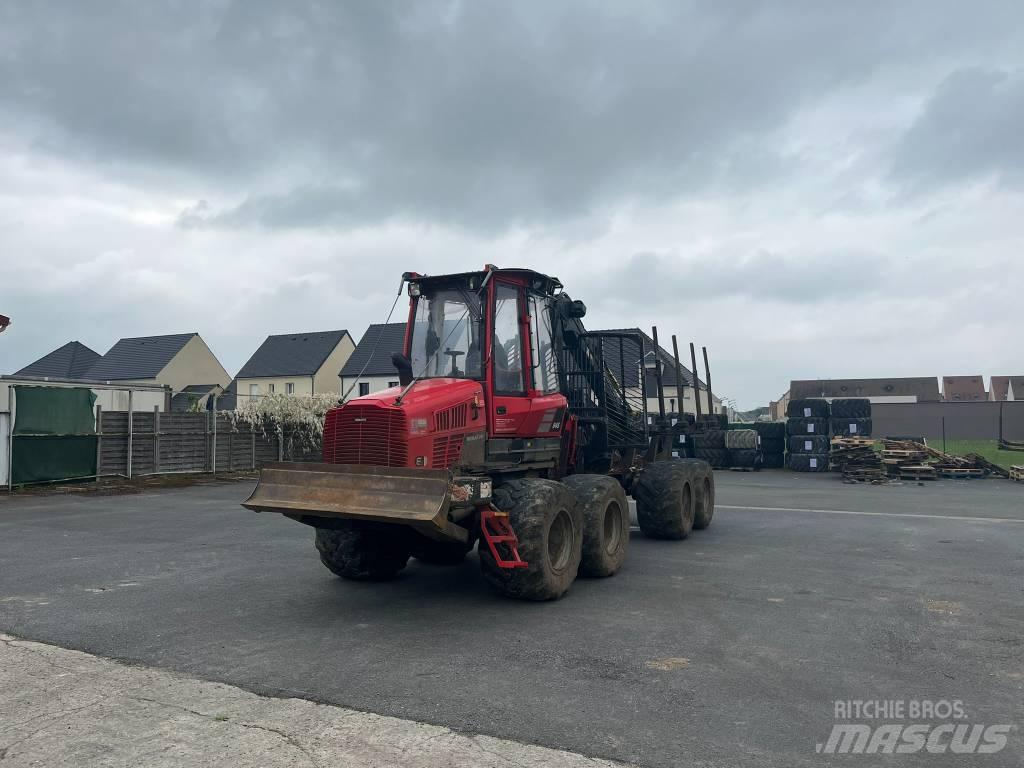 Komatsu 845 Tomruk yükleyici traktörler
