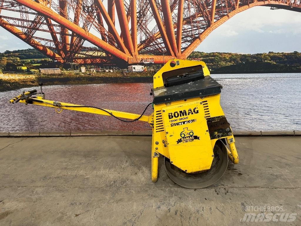 Bomag BW 71 E-2 Tek tamburlu silindirler