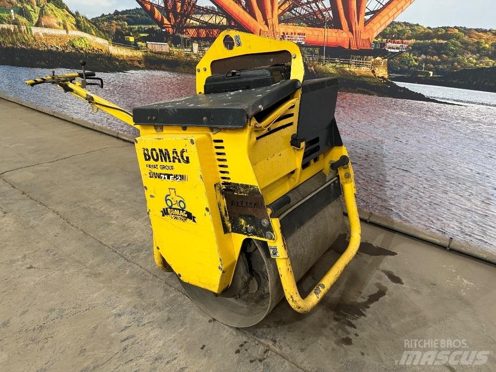 Bomag BW 71 E-2 Tek tamburlu silindirler
