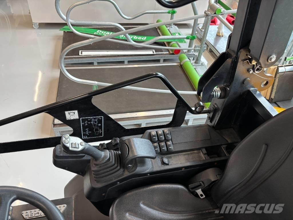JCB 403 E Çok amaçlı yükleyiciler