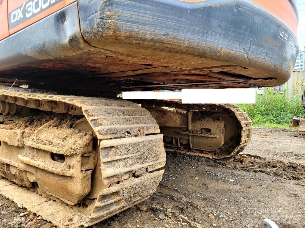 Doosan DX 300 LCA Paletli ekskavatörler