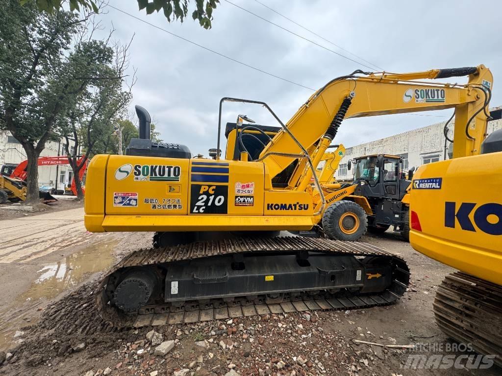 Komatsu PC 210 LC-8 Paletli ekskavatörler