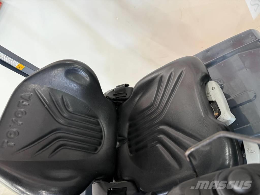 Toyota 11032 - 8FBM16T Elektrikli forkliftler