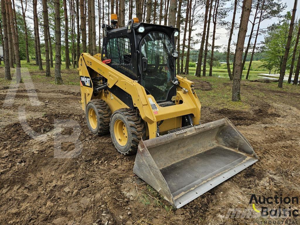 CAT 236 D Skid steer loderler