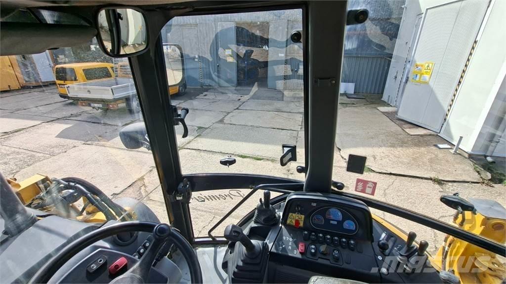 CAT 432 E 4X4 Diger