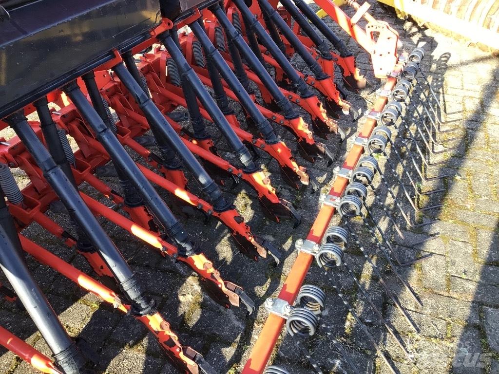 Kuhn Premia 300 Mibzerler