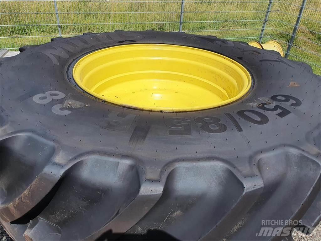 Mitas 650/85R38 x2 Tekerlekler