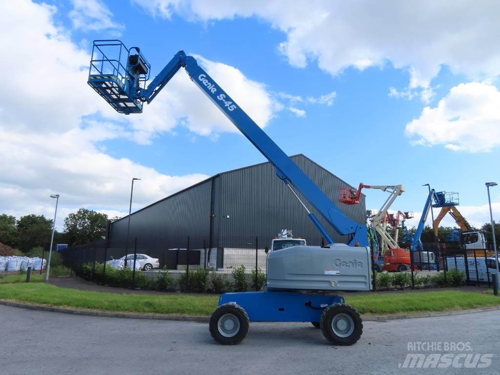 Genie S 45 Teleskopik personel platformları