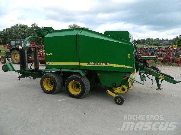 John Deere 678 Rulo balya makinalari
